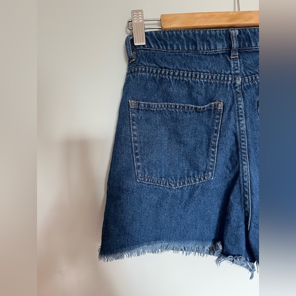 Simmons brand (twik) shorts - Picture 5 of 6